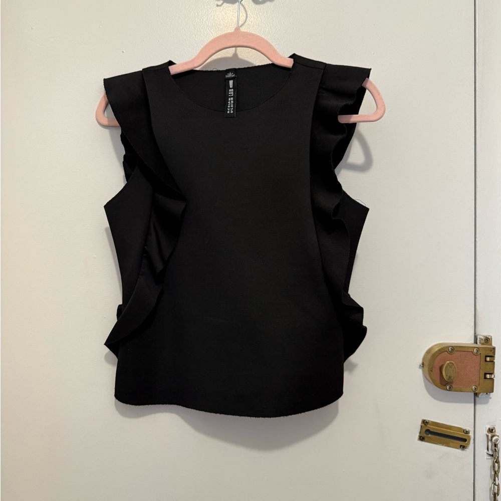 Black Ruffle Sleeveless Top